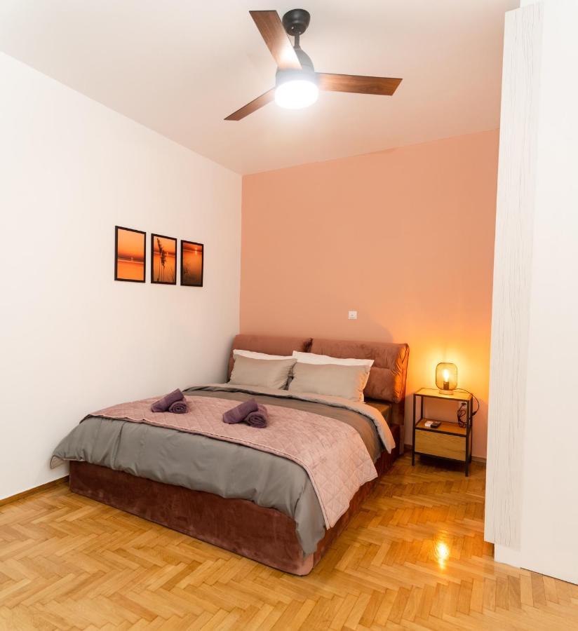 Modern Studio Chiou Athens Exterior photo